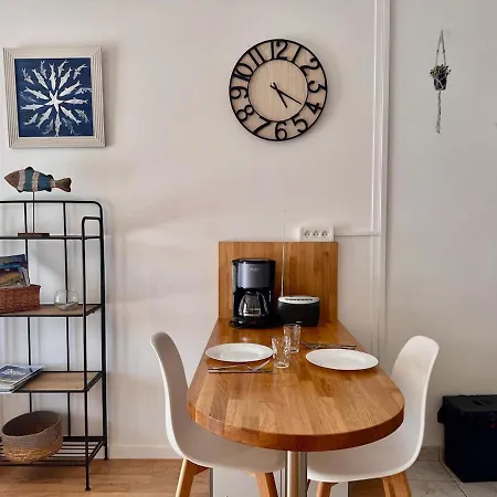 A 2 Pas Du Port De Plaisance Apartment
